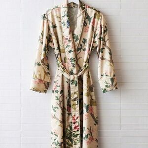 Pottery Barn Nola Silky Robe